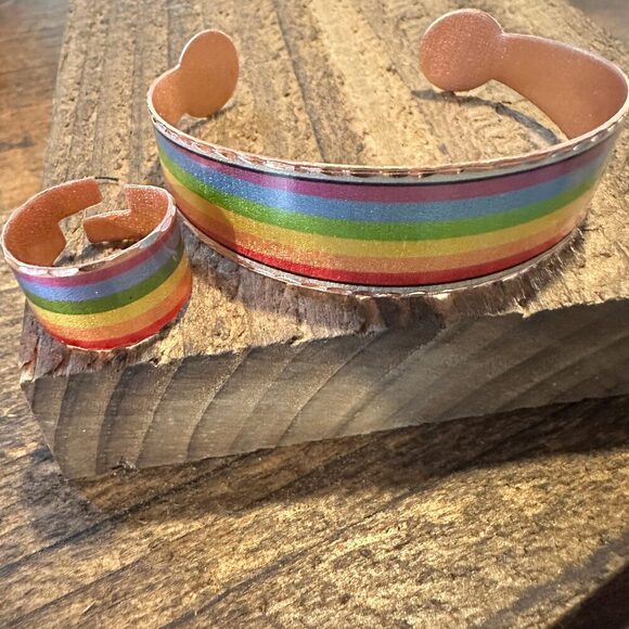 Handmade Boho Copper Wide Cuff Bracelet, Diamond Cut Rainbow Pride Design, Gift - Picture 10 of 11